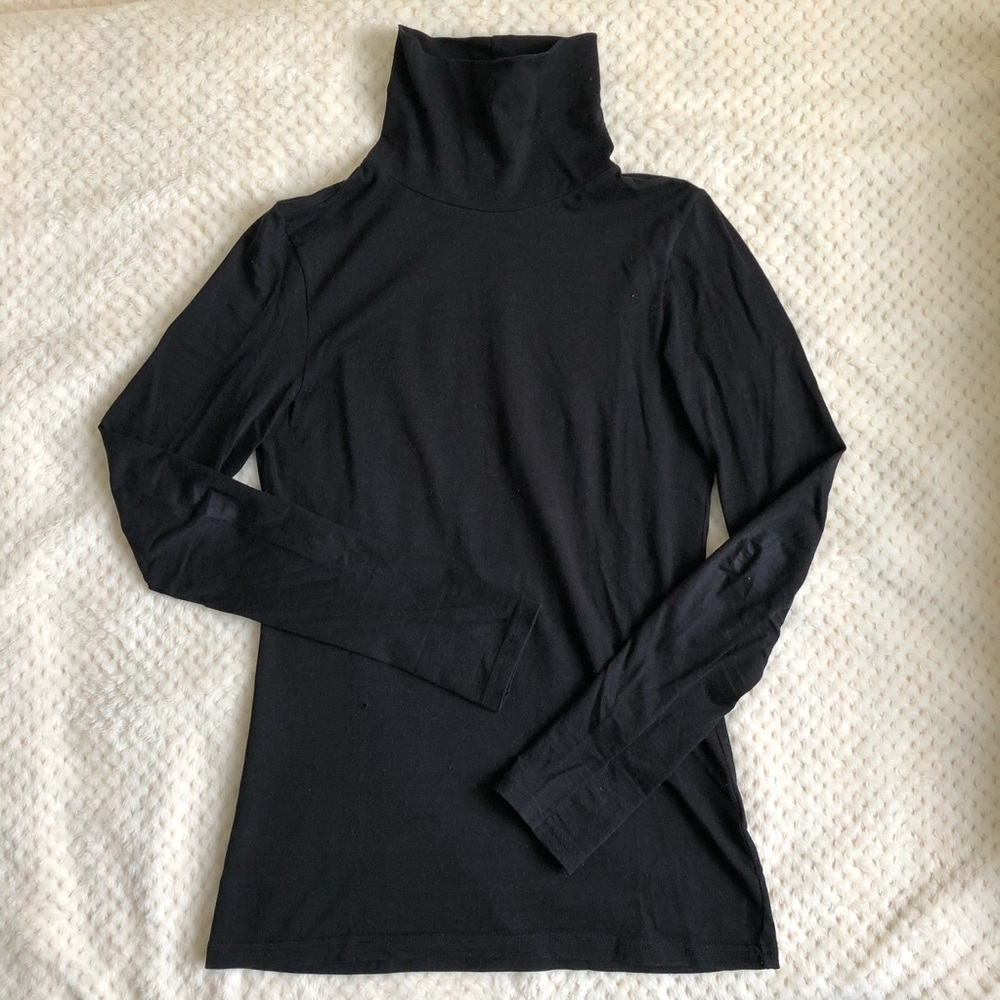 H&M Black Turtleneck